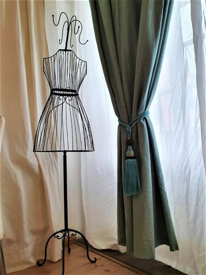 Design Apartment Barcelonanights Freiburg Bagian luar foto
