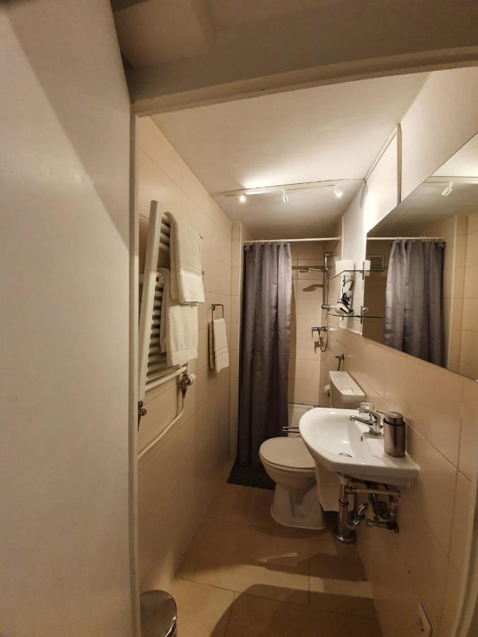 Design Apartment Barcelonanights Freiburg Bagian luar foto